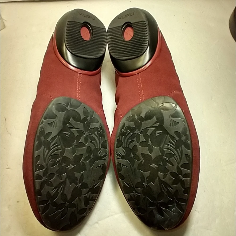 Kuru Vienna Suede Leather Slip-On Cushioned Ballet Flats Women's sz 11.